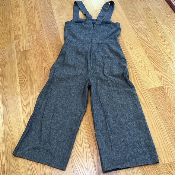 New! Banana Republic factory SZ 6, chambray linen blend jumpsuit. - Picture 2 of 8